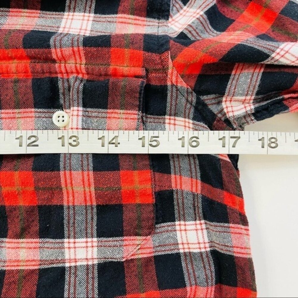L.L. Bean Signature Camp Flannel Shirt Womens 2 Red Black Plaid Lightweight - Picture 6 of 8